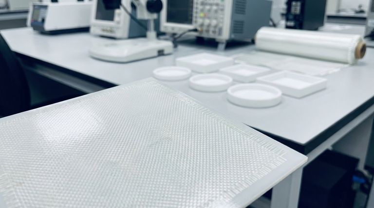 PTFE 기반 재료에 사용되는 일반적인 유리 보강재의 종류는 무엇입니까? 귀하의 응용 분야에 맞게 성능을 최적화하십시오.