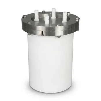 Recipiente de reacción diluyente de ácido fluorhídrico resistente a la corrosión de PTFE con sellado por brida. Barril de almacenamiento de materia prima de PTFE blanco